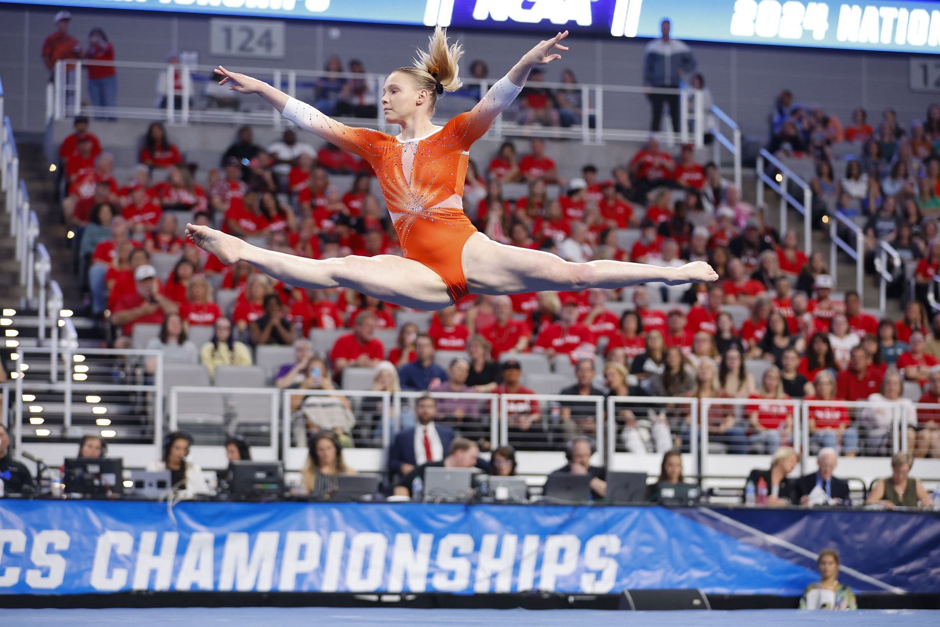 Carey at the 2024 NCAA Division I Women&#039;s Gymnastics Championships (Image Source: Getty)