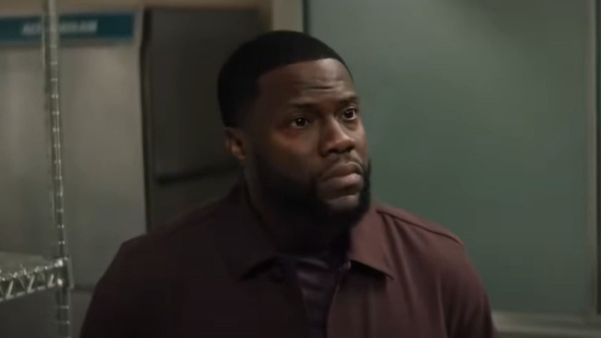 Kevin Hart as himself (Image via YouTube/@Roku Channel)