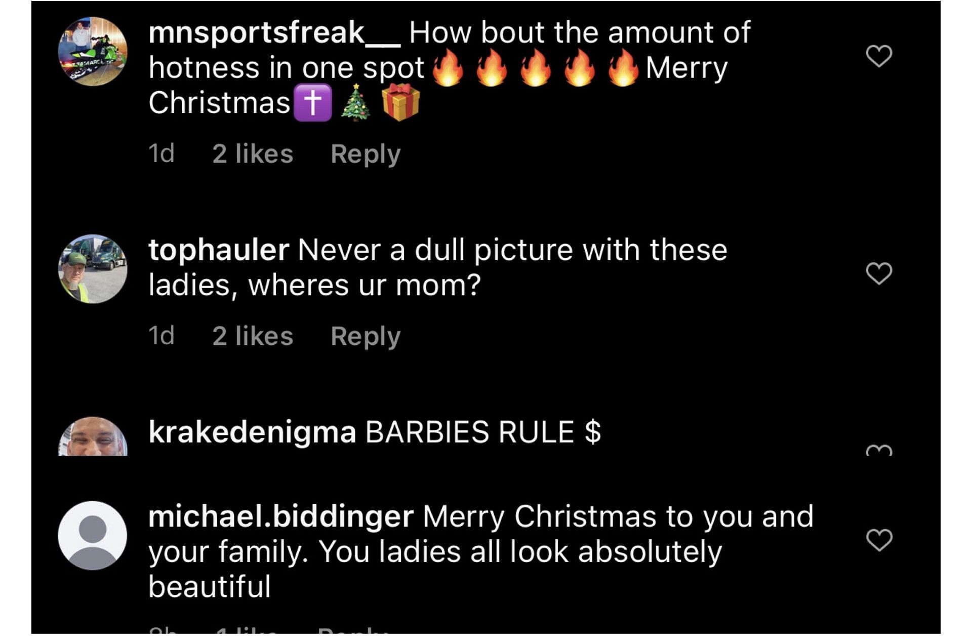 Fans&#039; comments on the Cavinder Twins&#039; family Christmas snaps on IG. Image via @cavindertwins