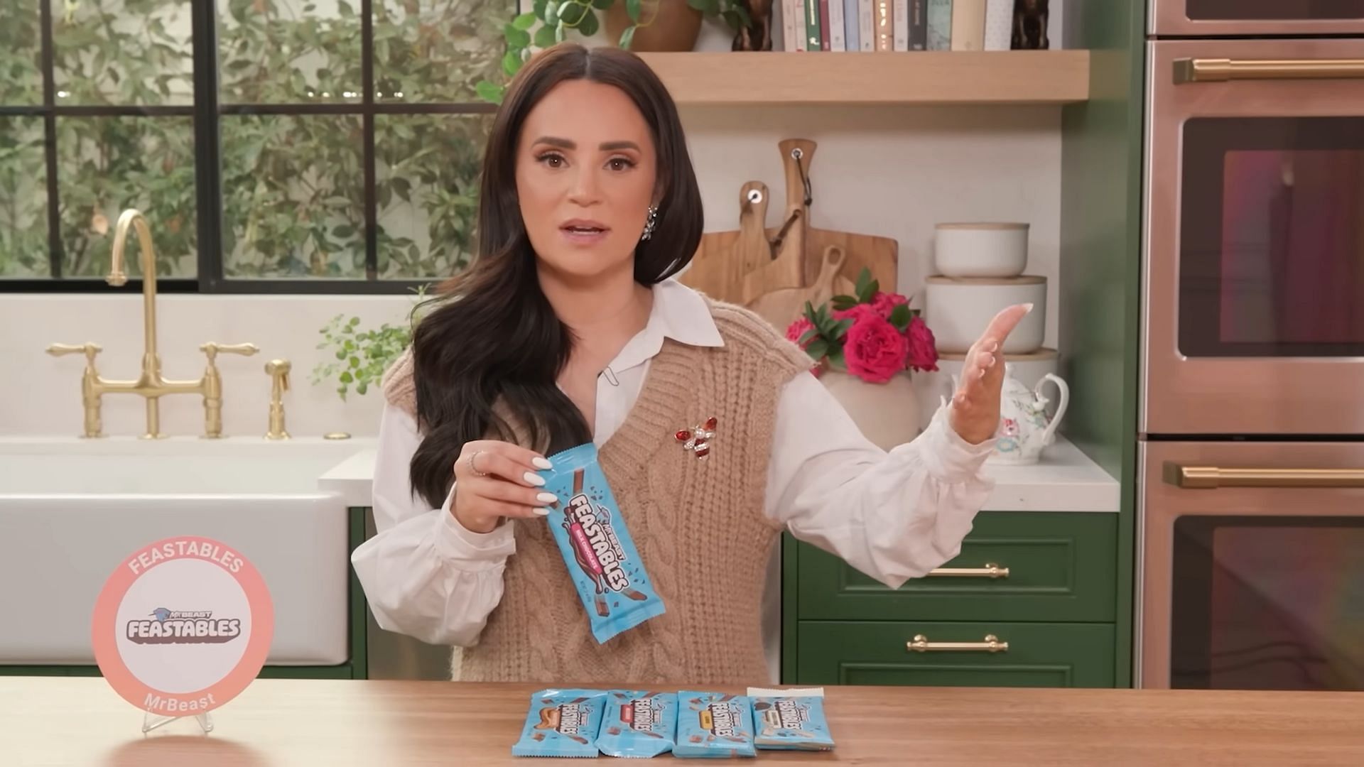 YouTuber Rosanna Pansino reviewed MrBeast