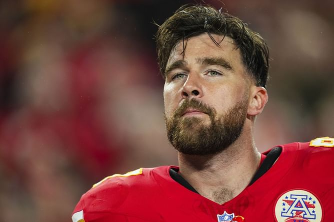 Travis Kelce's teammates surprised Chiefs TE with $120,000 worth gifts for Christmas: Report