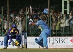 "You can't become a big cricketer by sitting inside the dressing room" - When Sourav Ganguly opened up on famous move to promote MS Dhoni to No. 3
