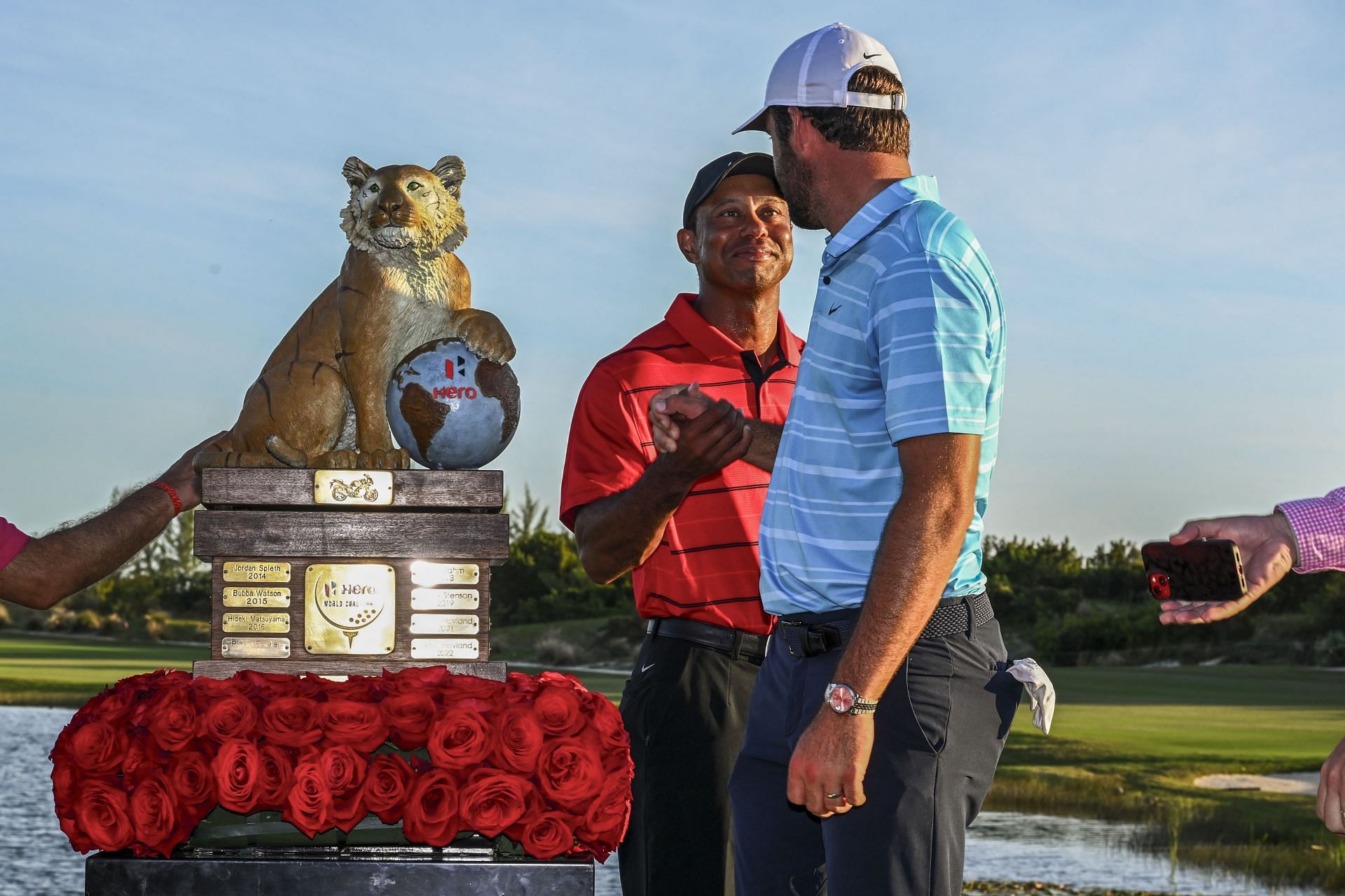 Scheffler and Woods, Hero World Challenge (Image via Getty).