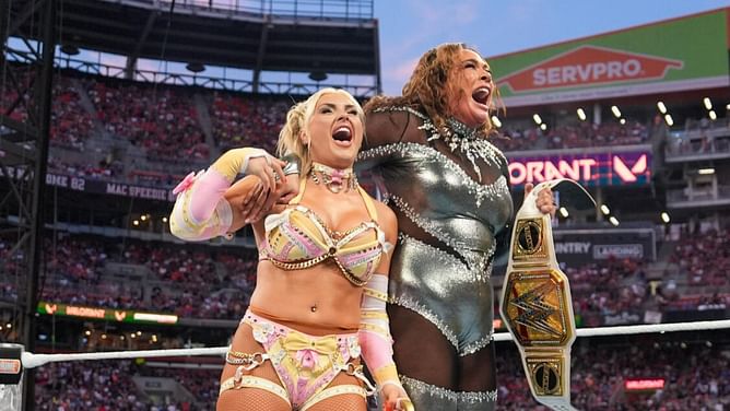 Tiffany Stratton tries to cash in on Nia Jax at WWE live event