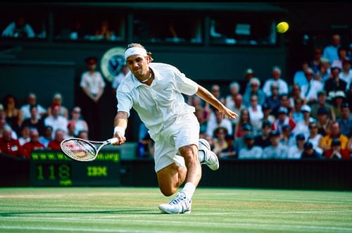 Roger Federer Wimbledon 2001 (Getty)