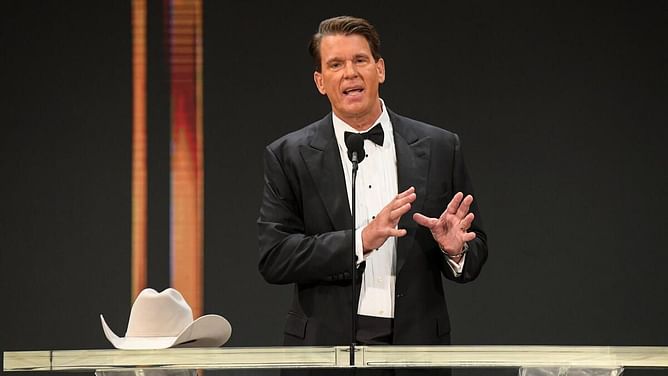 WWE personality is "the GOAT and there's not a debate," according to JBL