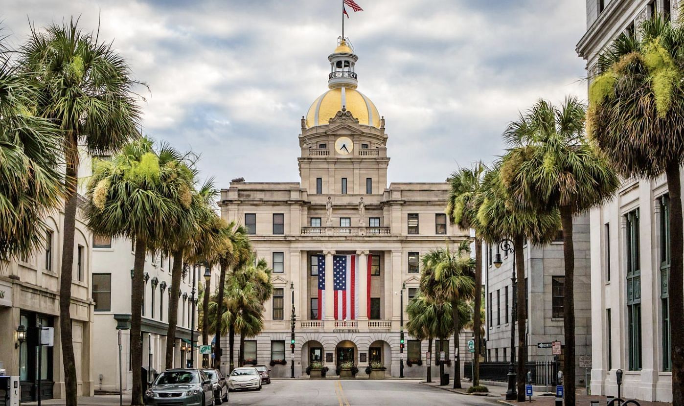 Savannah City Hall (Image via savannahswaterfront.com)