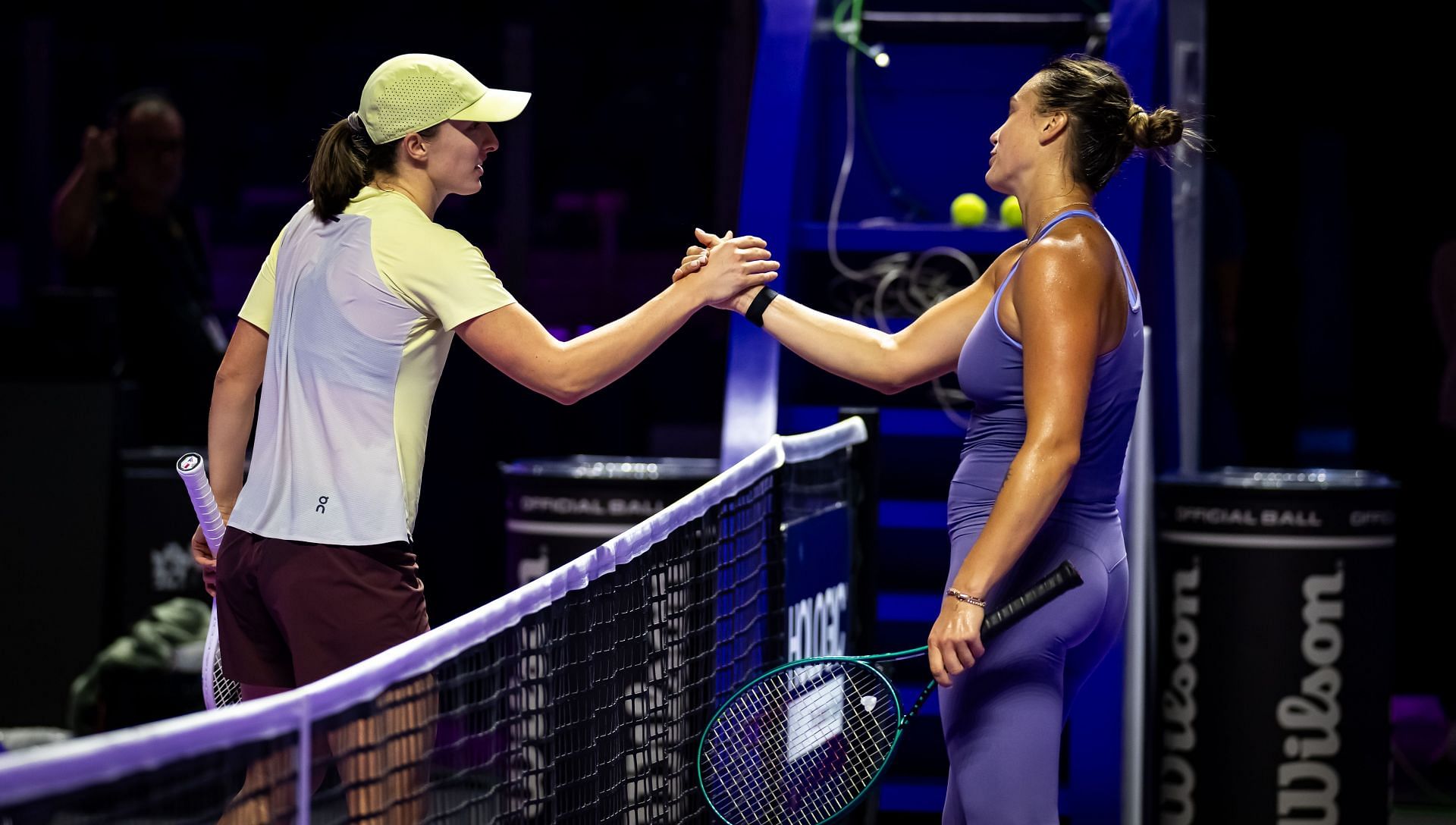 Iga Swiatek and Aryna Sabalenka during the WTA Finals (Image Source: Getty)