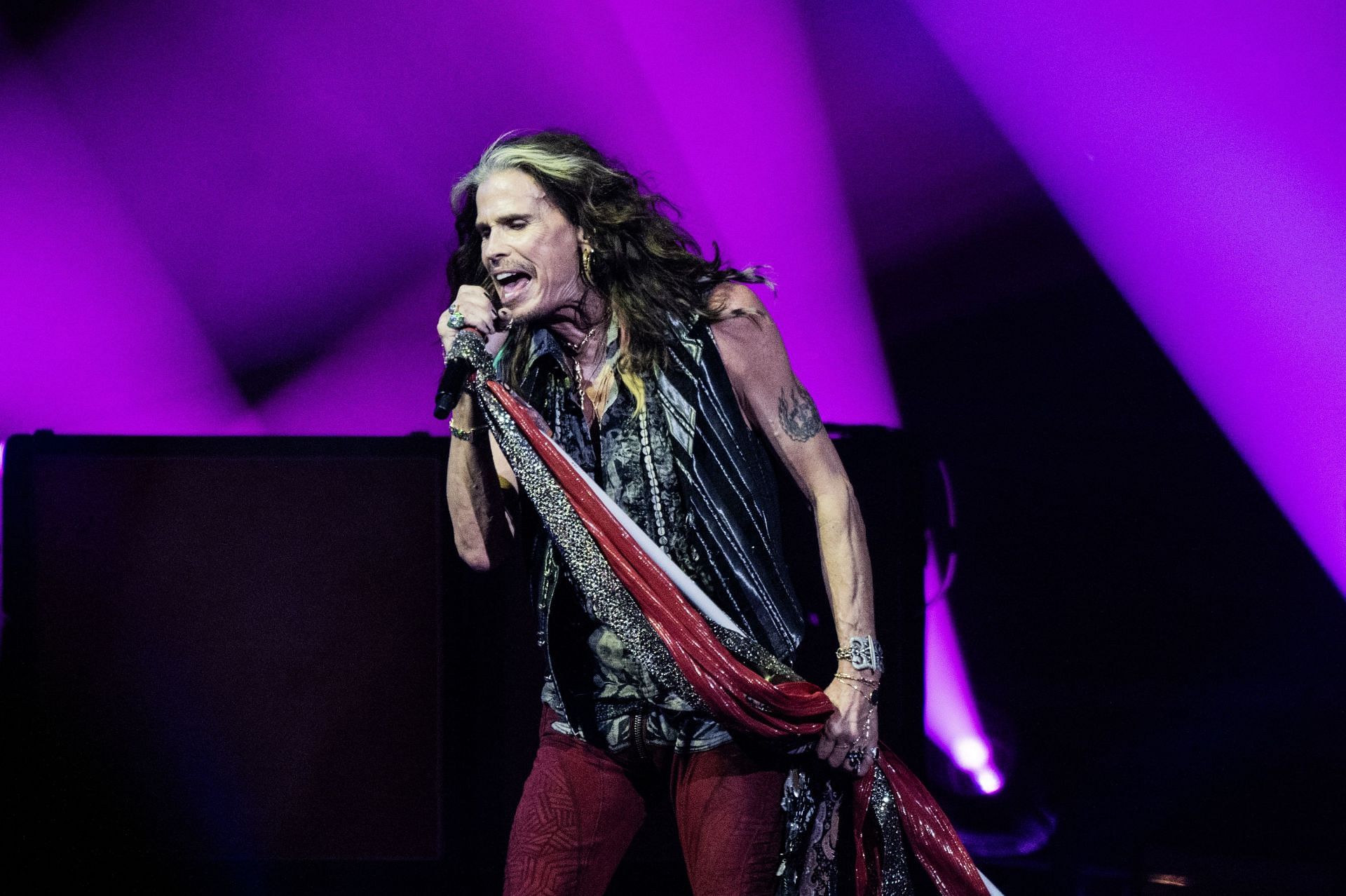 Steven Tyler at the Aerosmith &quot;Farewell Tour&quot; Opener - Philadelphia, PA (Image via Getty Images)