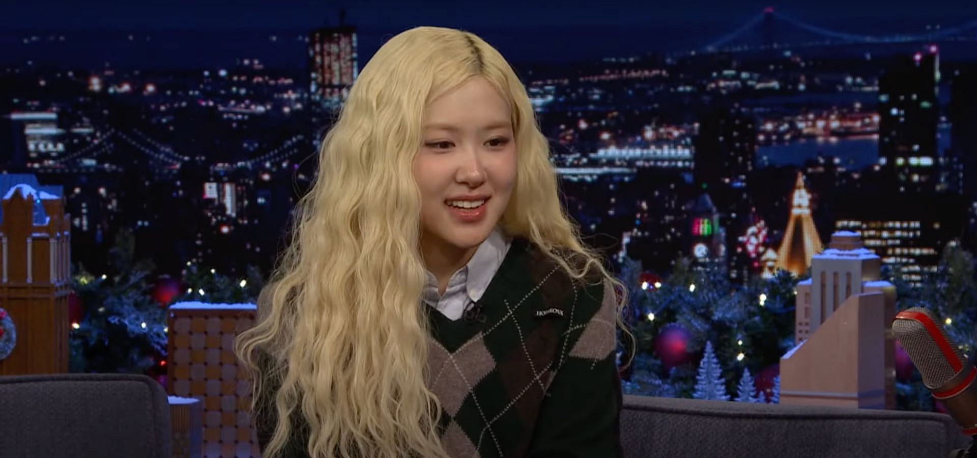 Ros&eacute; gets candid about BLACKPINK audition, writing process, album &amp; more. (Image via YouTube/The Tonight Show Starring Jimmy Fallon)