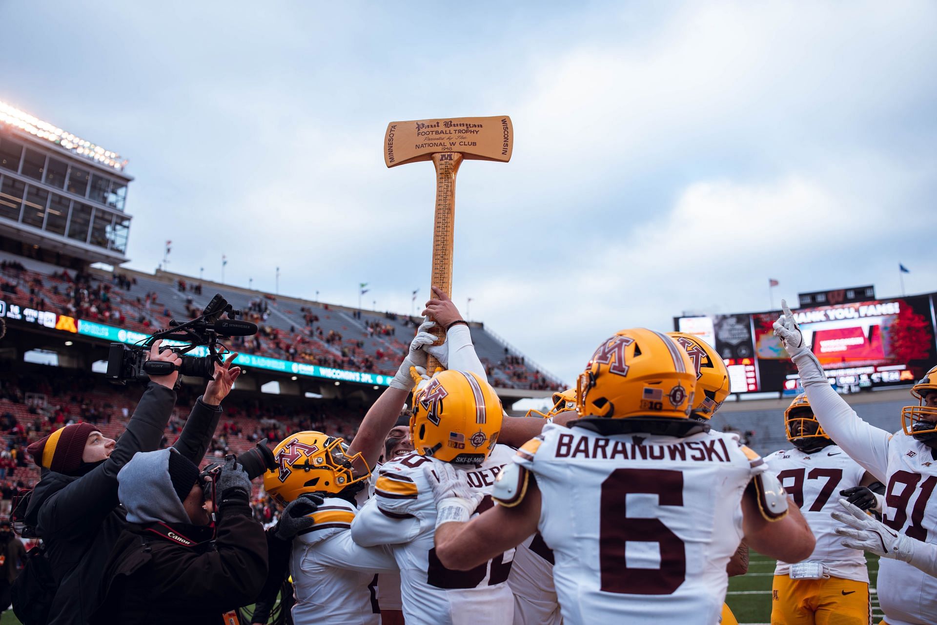 Wisconsin Badgers Vs. Minnesota Golden Gophers