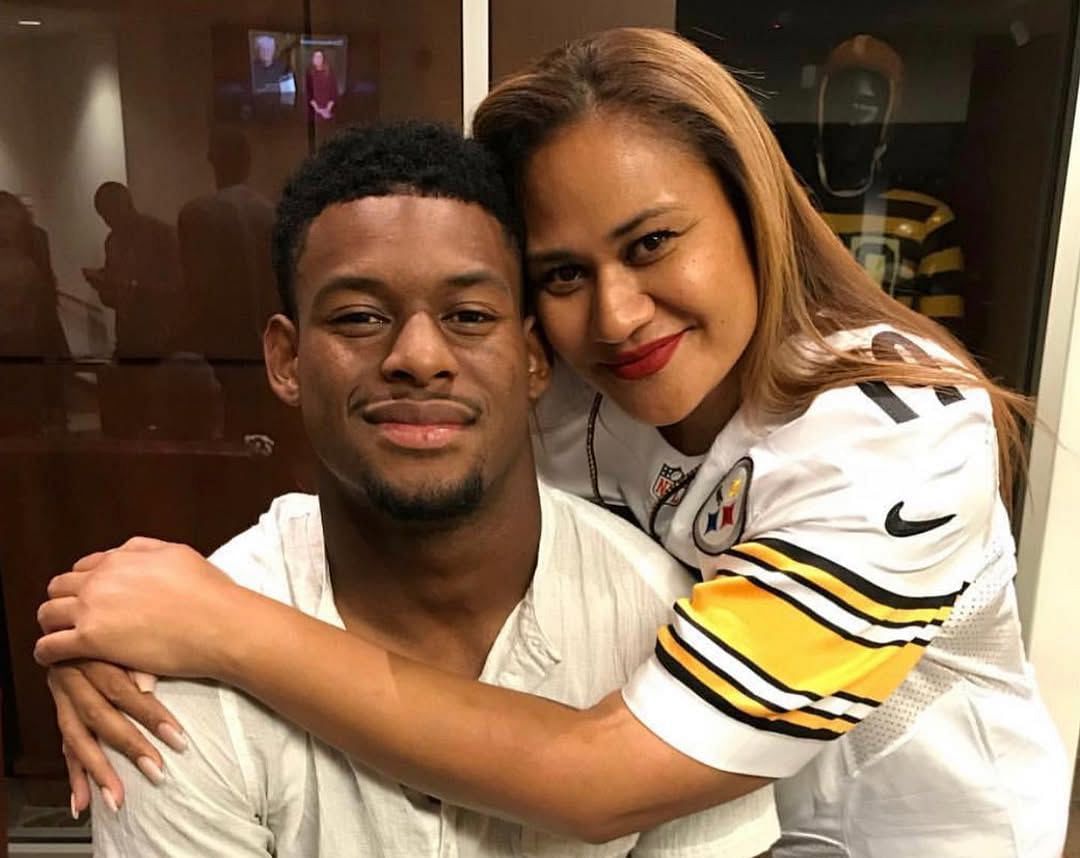 JuJu Smith-Schuster Mother