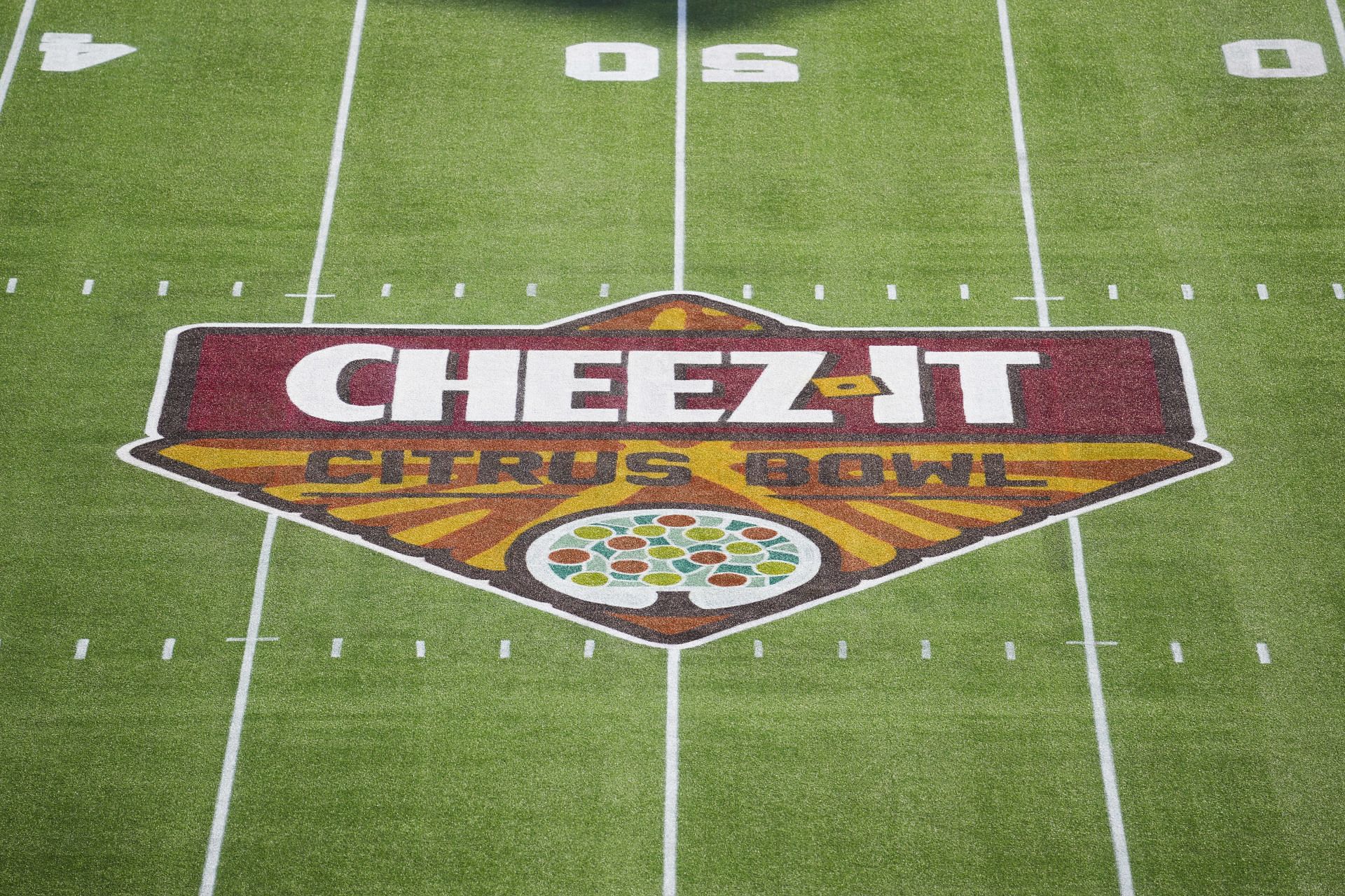 COLLEGE FOOTBALL: JAN 01 Cheez-It Citrus Bowl - Iowa vs Tennessee