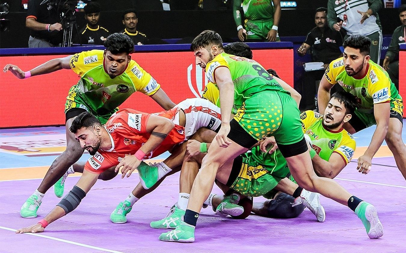 पटना पाइरेट्स की टीम (Photo Credit - @ProKabaddi)