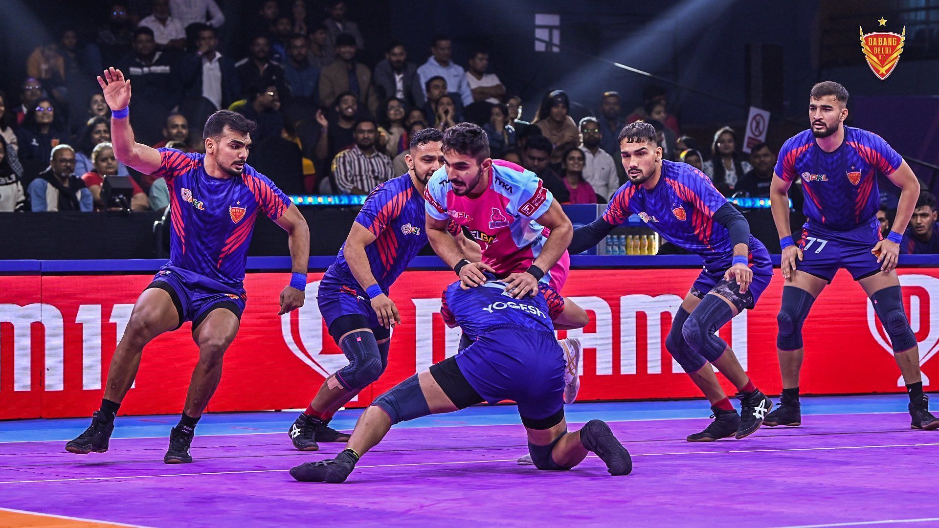 Can Dabang Delhi KC qualify for the semifinals? (Image: X/Dabang Delhi KC)