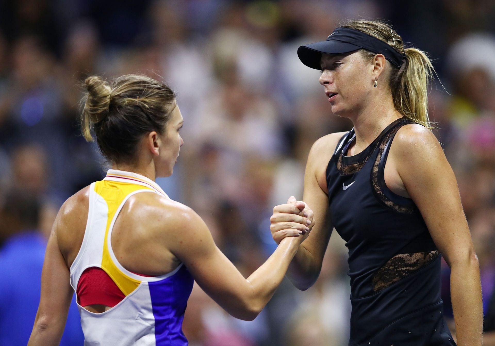 Simona Halep (L) and Maria Sharapova (R) at the 2017 US Open (Source: Getty)