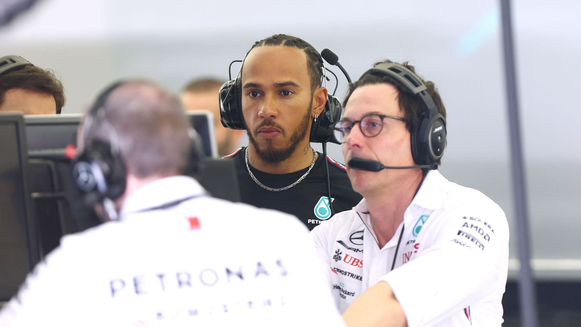 Lewis Hamilton and Toto Wolff (Image Source: Getty)