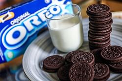 "Is milk stronger than fire?" — Netizens react to video showing Oreos surviving 30-second blast from a blowtorch