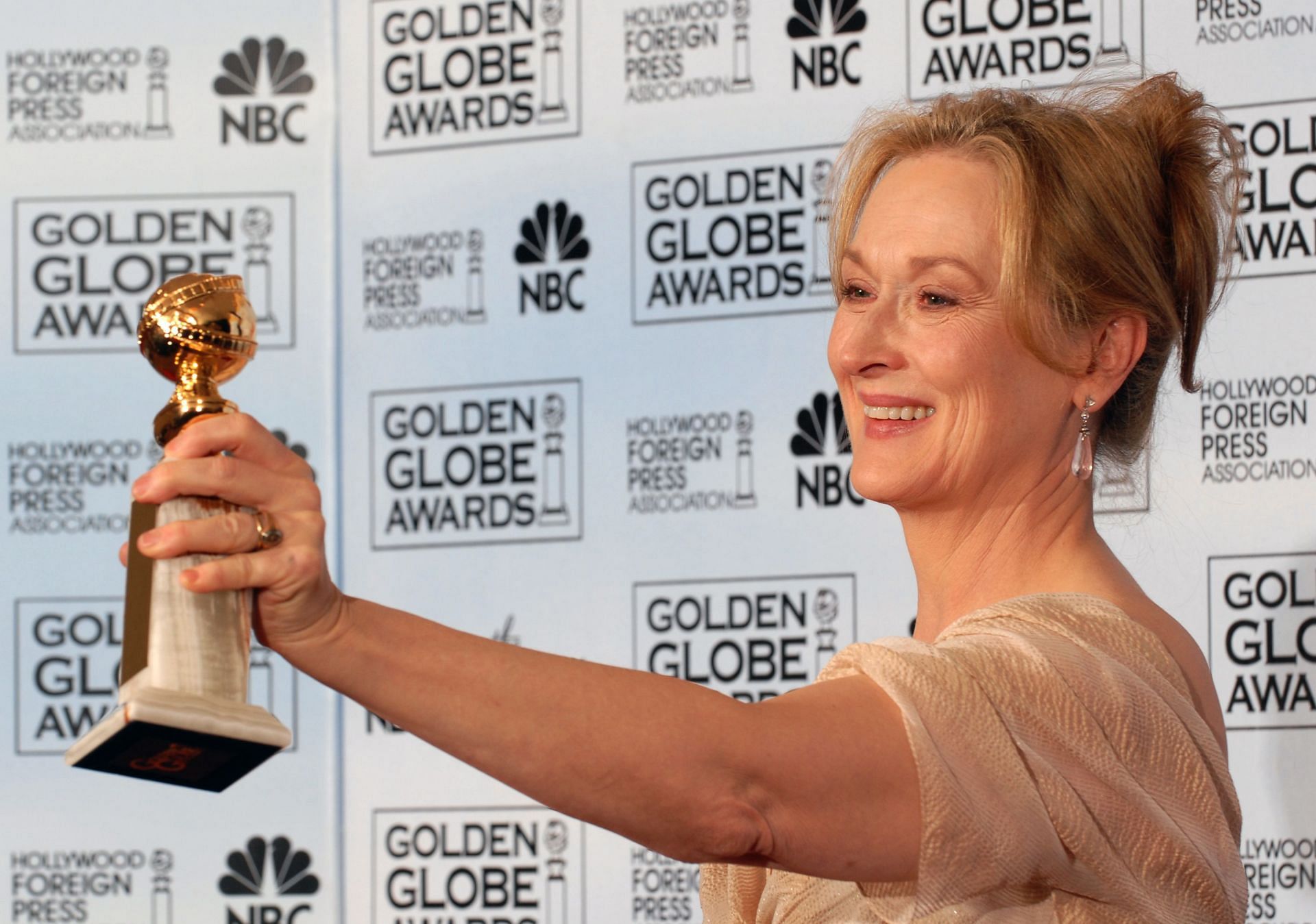 Meryl Streep at Golden Globes - Source: Getty