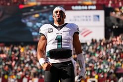Eagles' Week 17 QB move ignites speculation as Jalen Hurts battles concussion