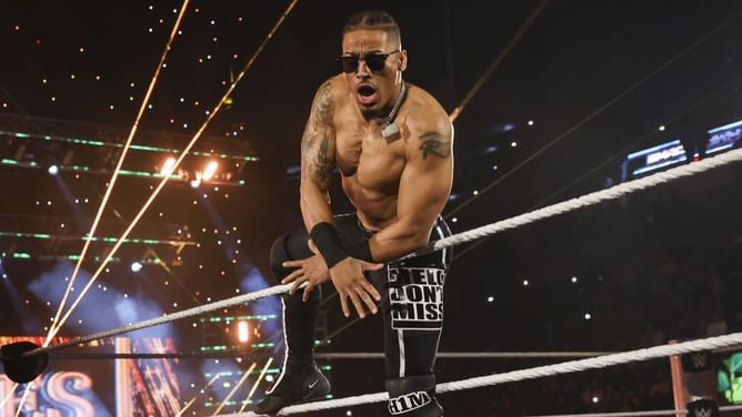 Carmelo Hayes seemingly accuses WWE of burying him; offers hope to frustrated fan