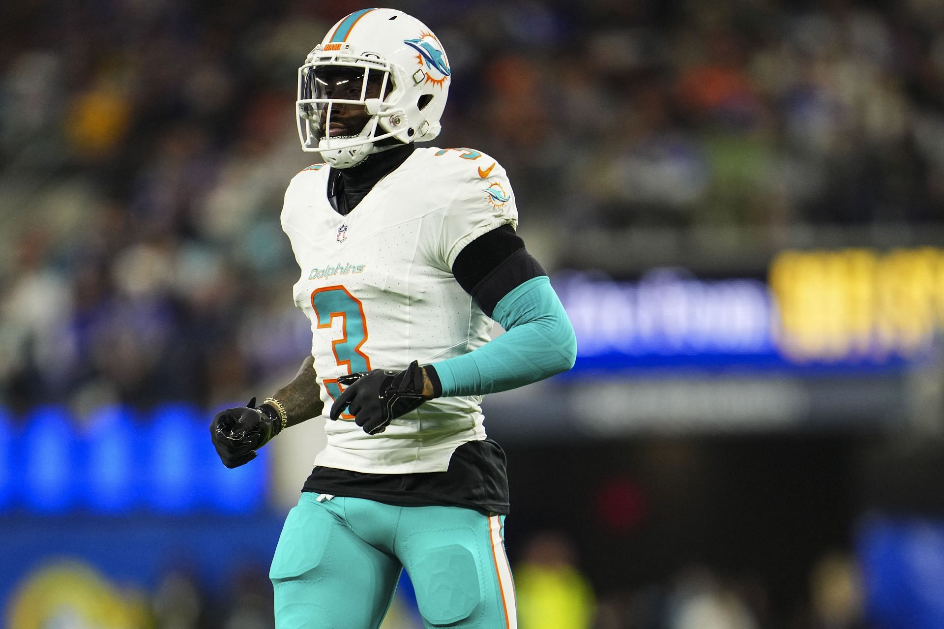 Odell Beckham Jr. in action for the Miami Dolphins during an NFL football game against the LA Rams. (Credits: Getty)