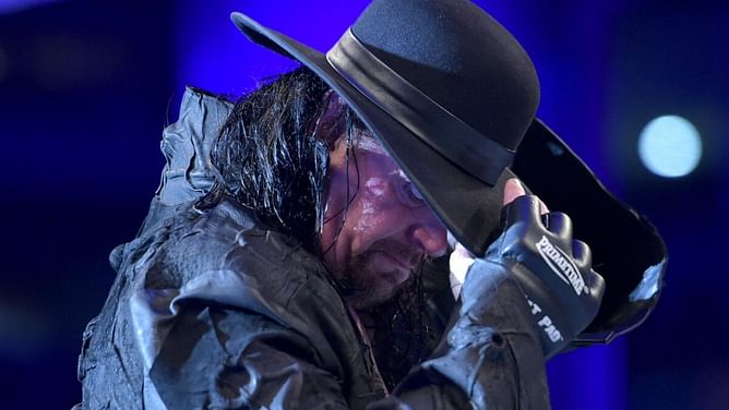 Female WWE legend spotted with The Undertaker, Booker T, and another star after huge announcement; gives herself a new name amidst return
