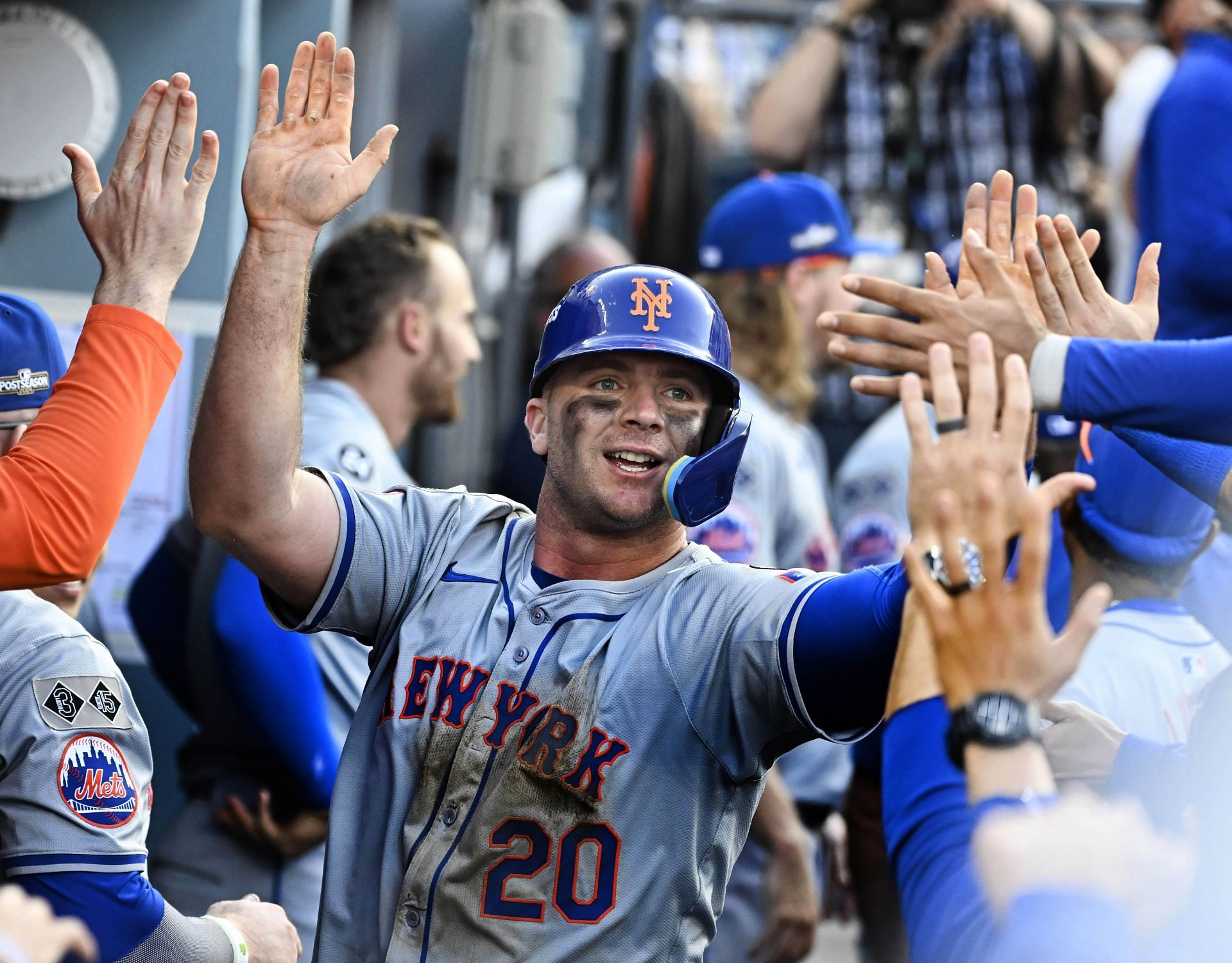 New York Mets defeated the Los Angeles Dodgers 7-3 to win game 2 of the NLCS. - Source: Getty