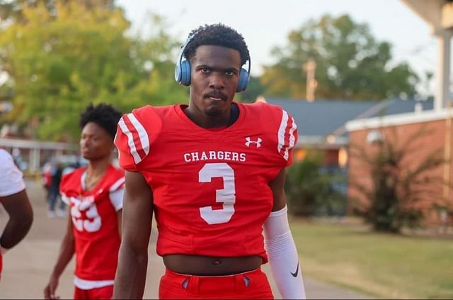 Choctaw County and Ole Miss WR signee Caleb Cunningham #3 before a game. Image via @Calebcunning3 on X 