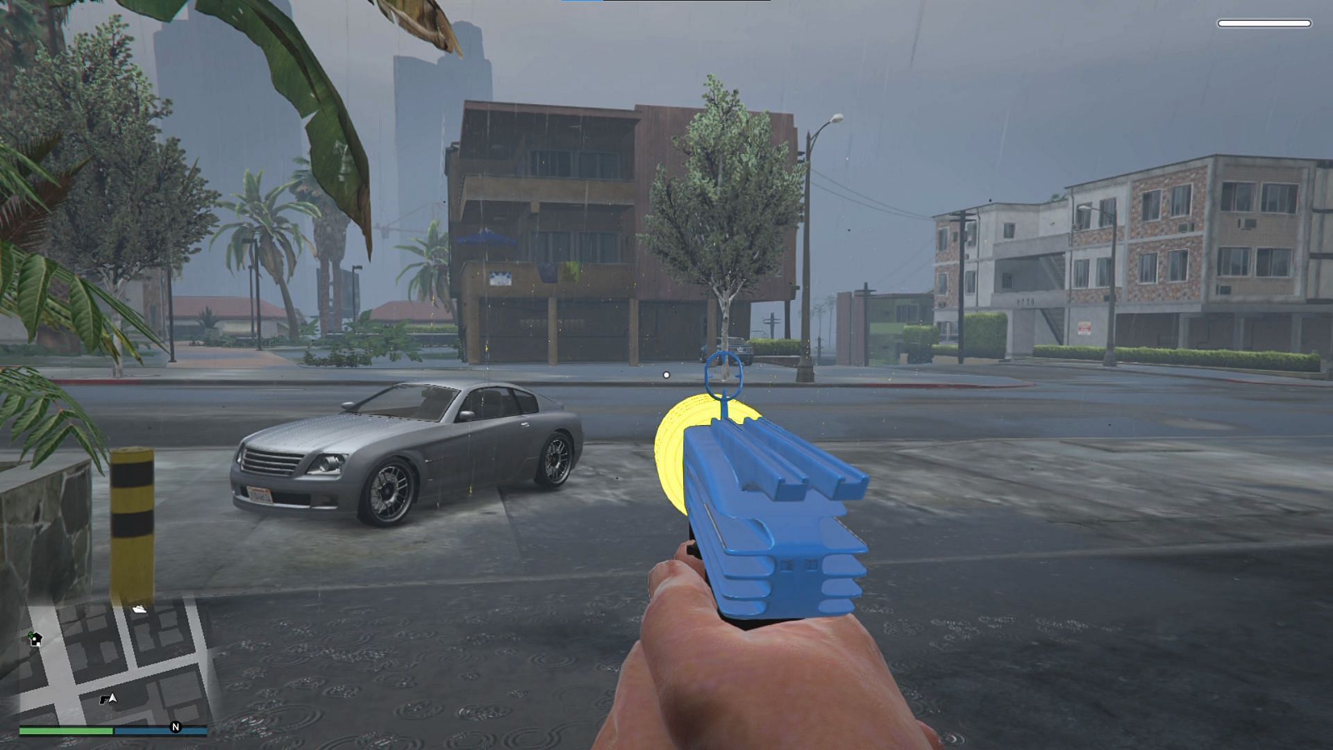 The GTA 5 Online pro guide readers must invest in some good guns (Image via Rockstar Games)