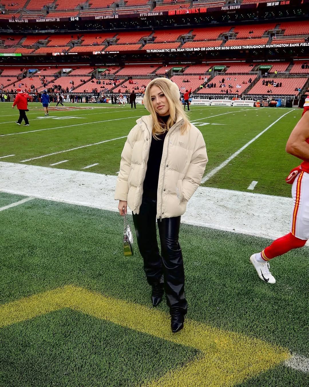 Brittany Mahomes' Prada puffer coat, via her IG