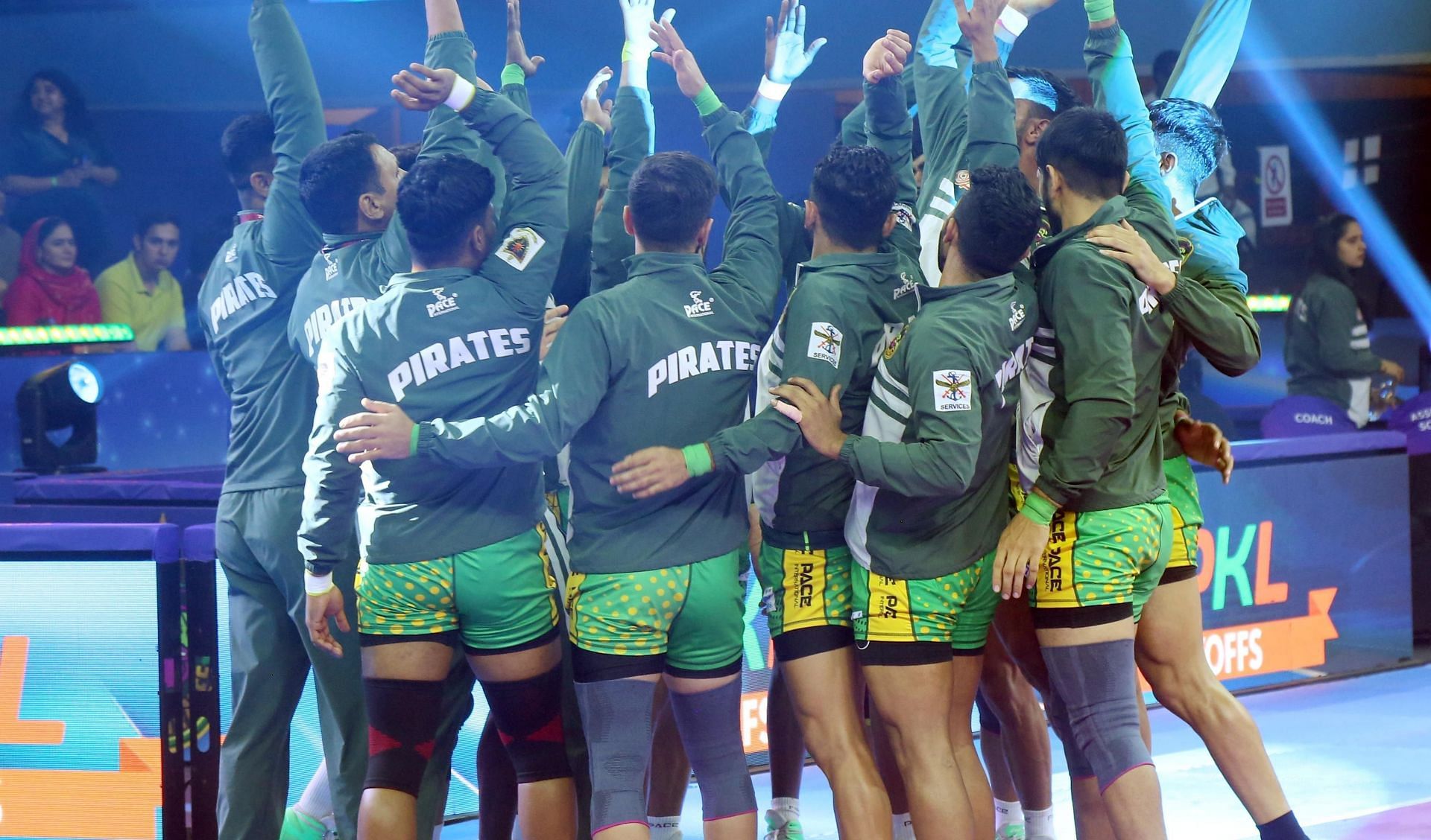 पटना पाइरेट्स की टीम (Photo Credit - @PatnaPirates)