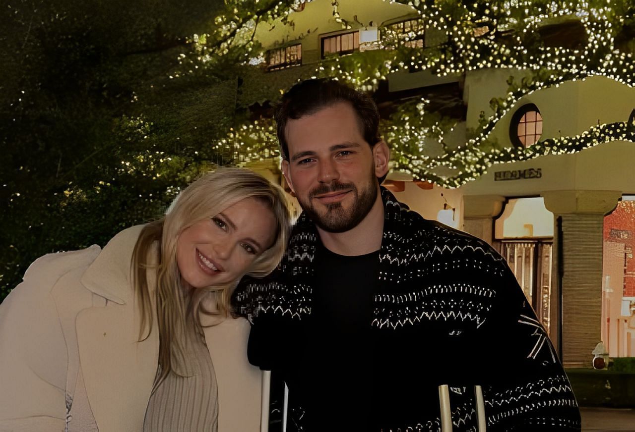 Tyler Seguin with his wife Kate posing for a christmas photo (Img Credit: IG @tseguin92)