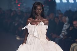 “There wasn’t any gender tagged to the award” — Netizens divided as Anok Yai slams British Fashion Council over Alex Consani’s Model of the Year win