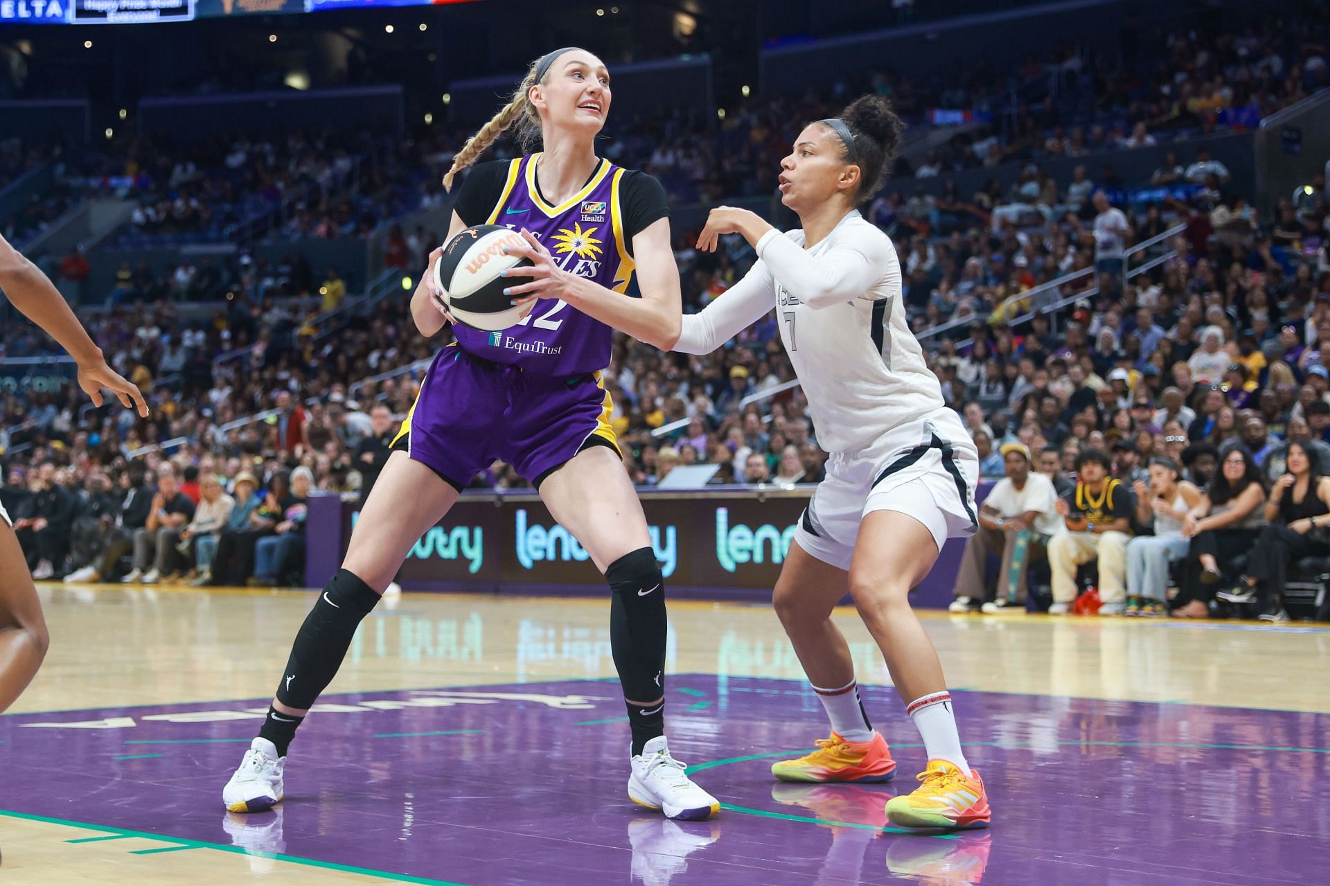 Los Angeles Sparks forward Cameron Brink (22) attempts a shot against Las Vegas Aces (Credits: Getty)