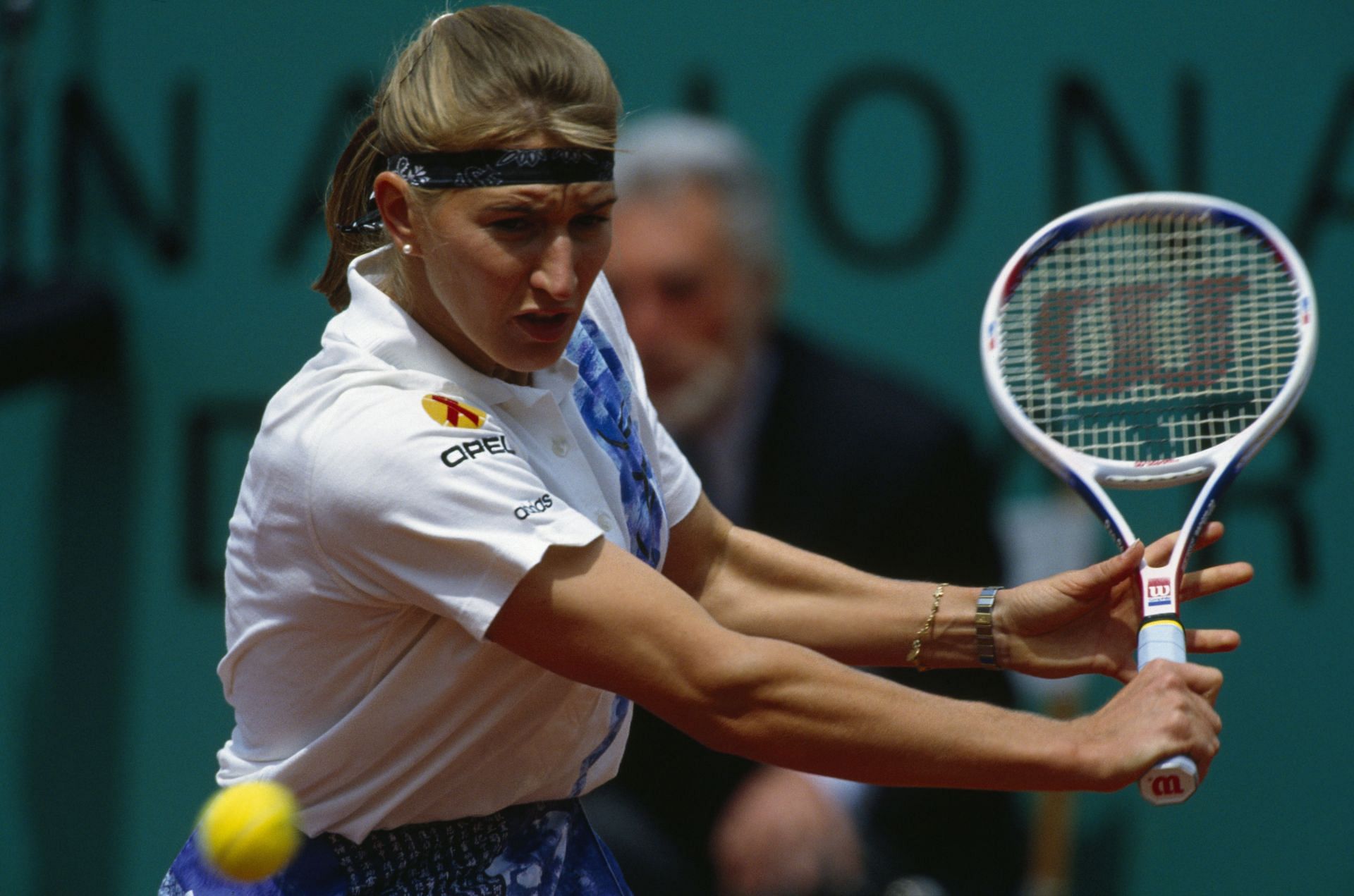 Graf in action at the 1994 French Open (Image Source: Getty)