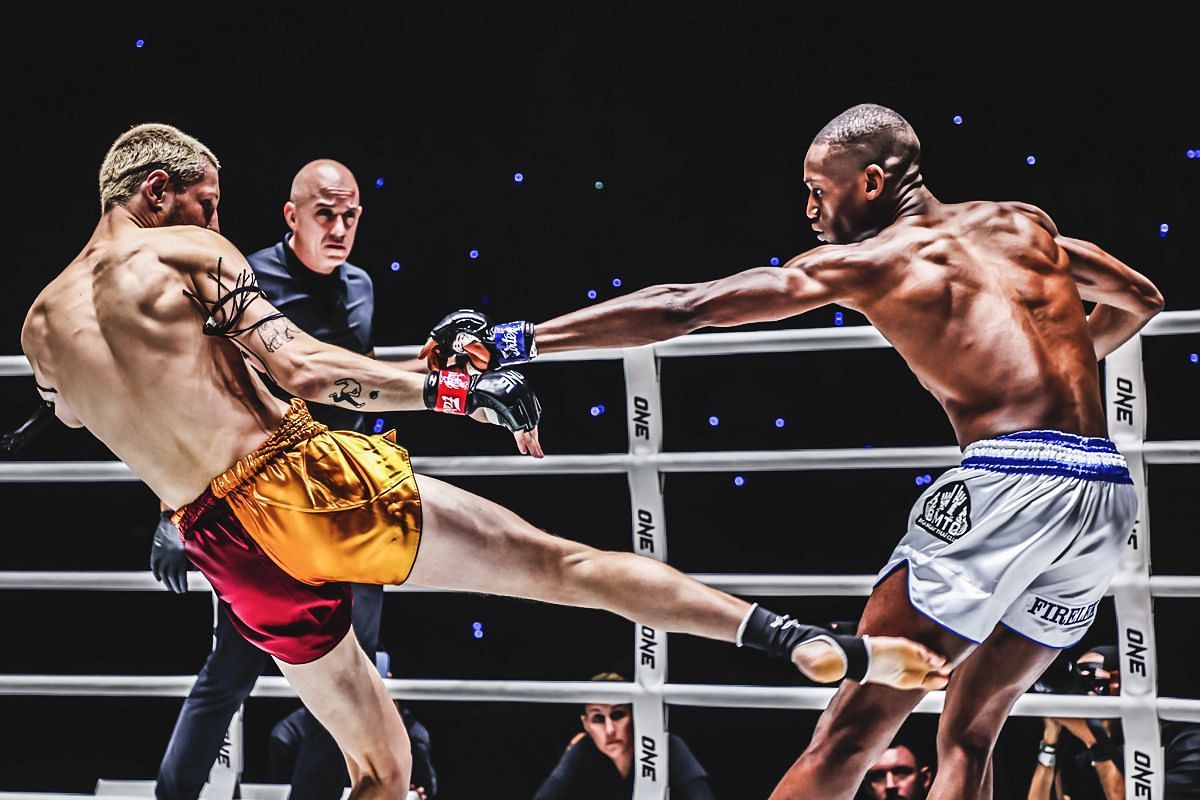 Luke Lessei fighting Bampara Kouyate | Image credit: ONE Championship