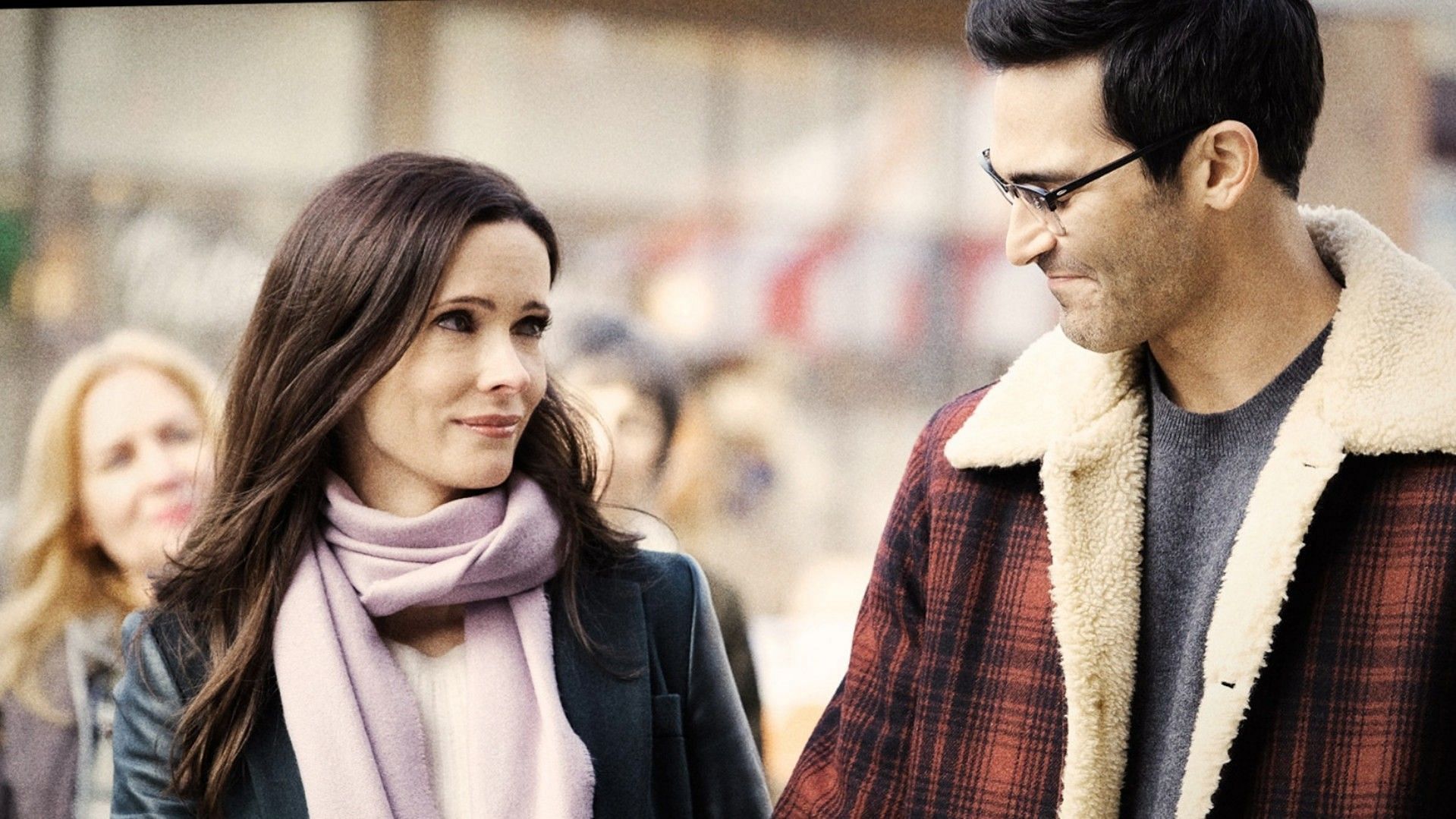 Clark Kent and Lois Lane (Image via The CW Network)