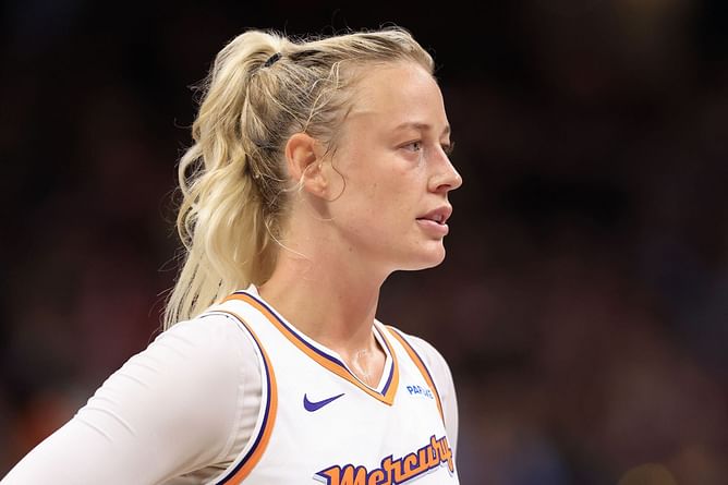 "Quit shoving MAGA barbie in our face": Fans bring up Sophie Cunningham's alleged pro-Donald Trump stance on Mercury's latest post
