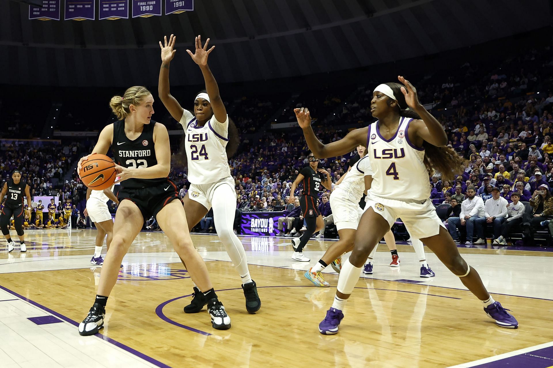 LSU stars Aneesah Morrow and Flau&#039;Jae Johnson double team Stanford&#039;s Mary Ashlyn Stevenson [Stanford v LSU - Source: Getty]