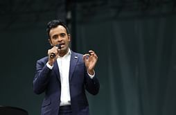 "He could never get a girl in high school like Topanga"- Netizens react to Vivek Ramaswamy referencing Boy Meets Girl as he supports H1-B visas