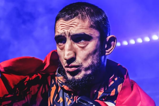“This base helps me win fights” - Alibeg Rasulov leaning on Dagestani style wrestling to power him to a world title