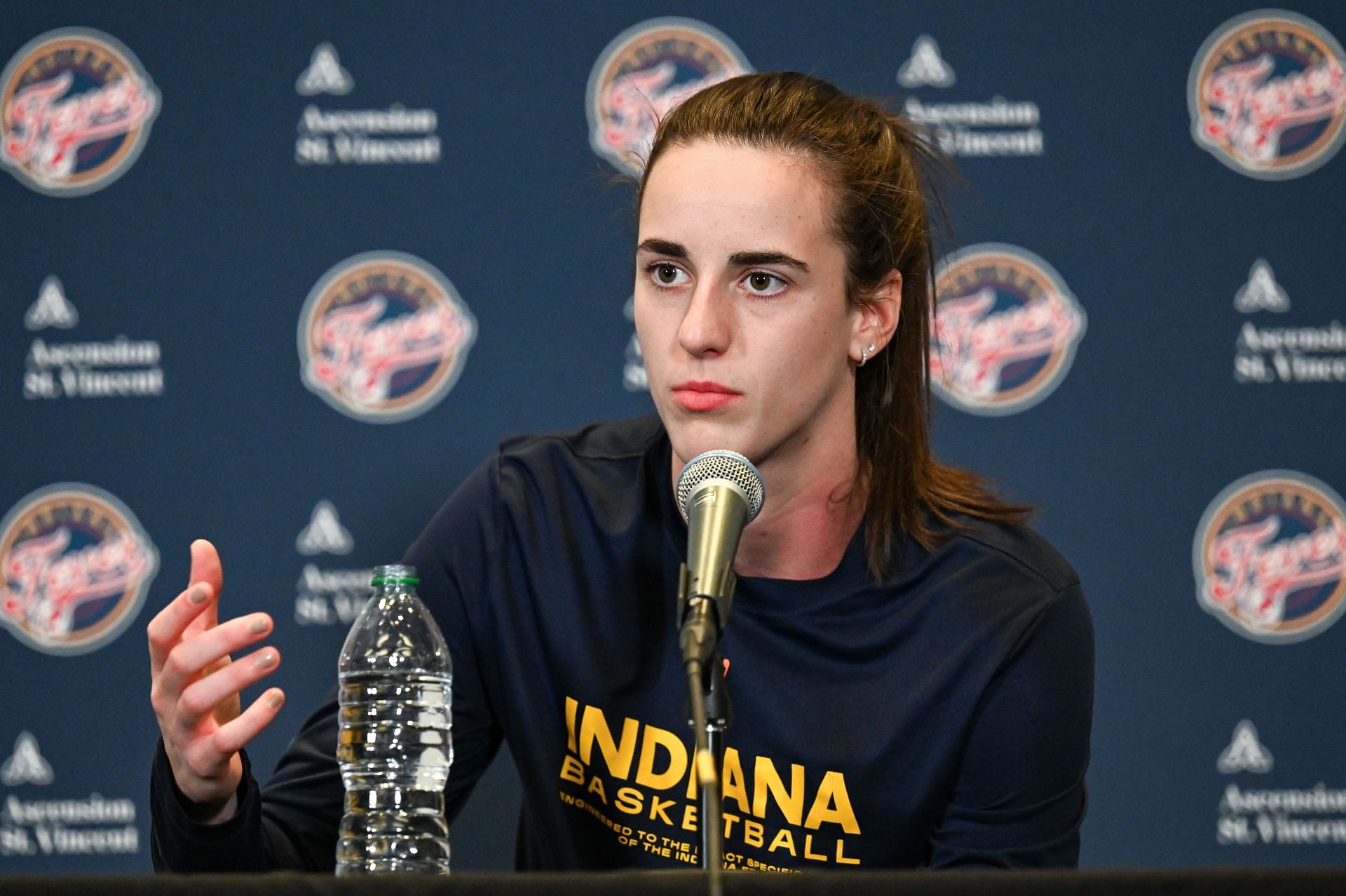 Caitlin Clark at a WNBA pre-game conference for Indiana Fever. (Credits: Getty)