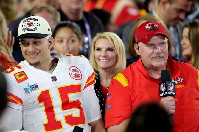 3x Super Bowl champ points finger at Chiefs HC Andy Reid for failing to protect Patrick Mahomes