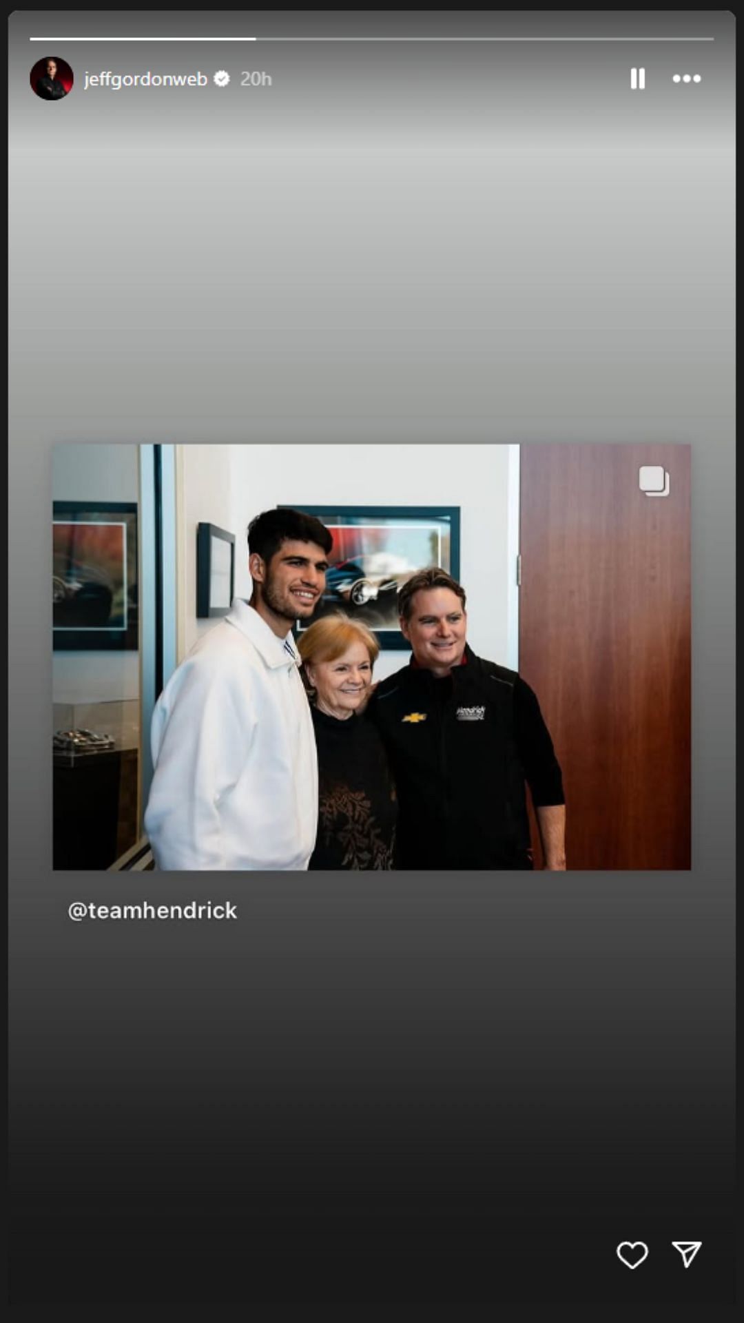 Jeff Gordon met up with Carlos Alcaraz at the HMS garage - Source: @jeffgordonweb on Instagram