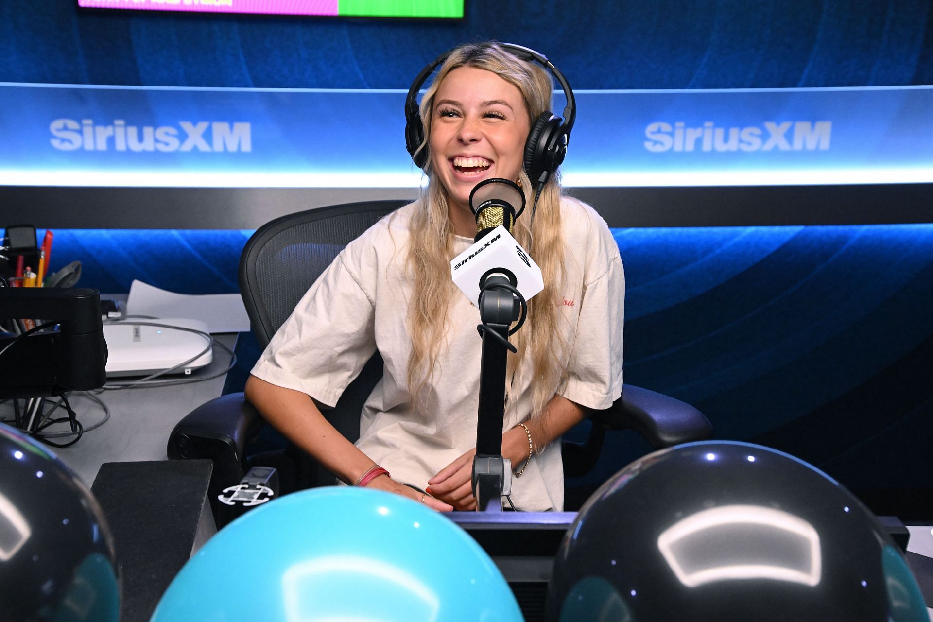 Hailey Welch Visits The SiriusXM Studio - Source: Getty