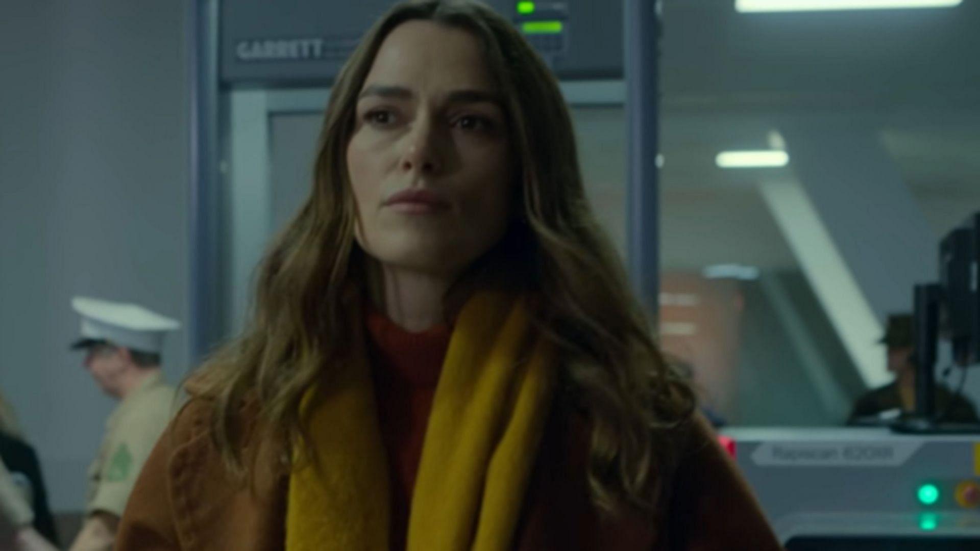 Keira Knightley as Helen Webb (Image via YouTube/ Netflix)