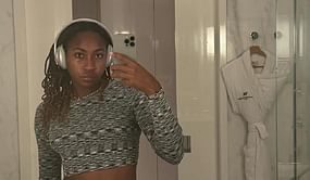 Coco Gauff rocks casual fit with chic green crop top, shares happy selfies from fun night out with friends