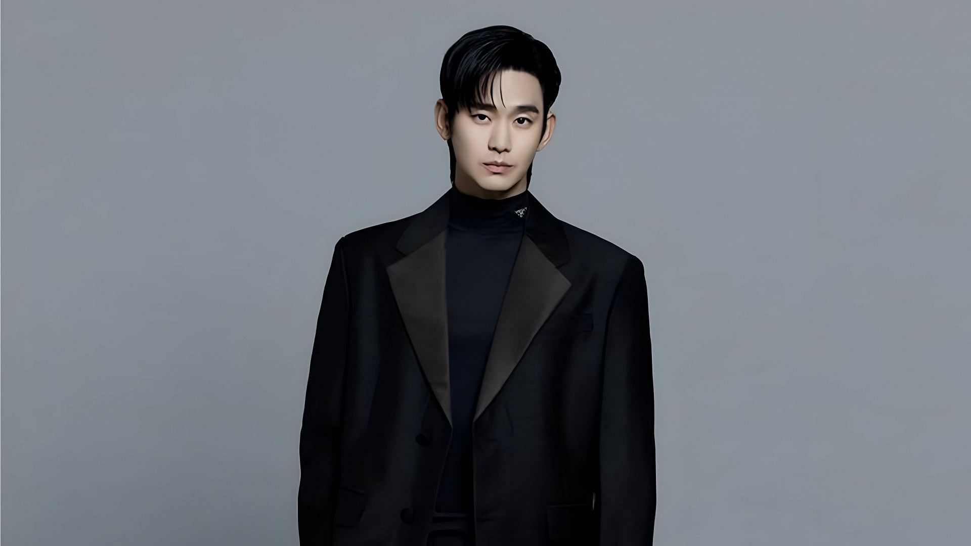 &ldquo;UNDISPUTED KING OF ENDORSEMENTS&rdquo;- Fans react as Kim Soo-hyun joins Kim Tae-ri, Byeon woo-seok, &amp; more as Prada&rsquo;s brand ambassador(Image via @soohyun_k216/Instagram)