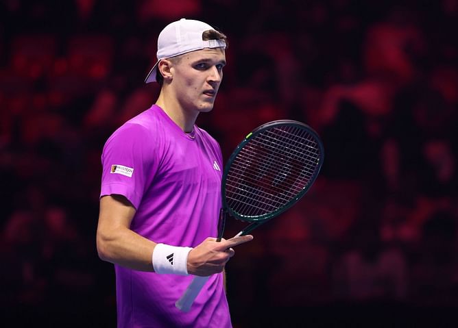 WATCH: Shocking scenes at ATP Next Gen Finals as Jakub Mensik complains to umpire about anti-doping test during mid-match toilet break